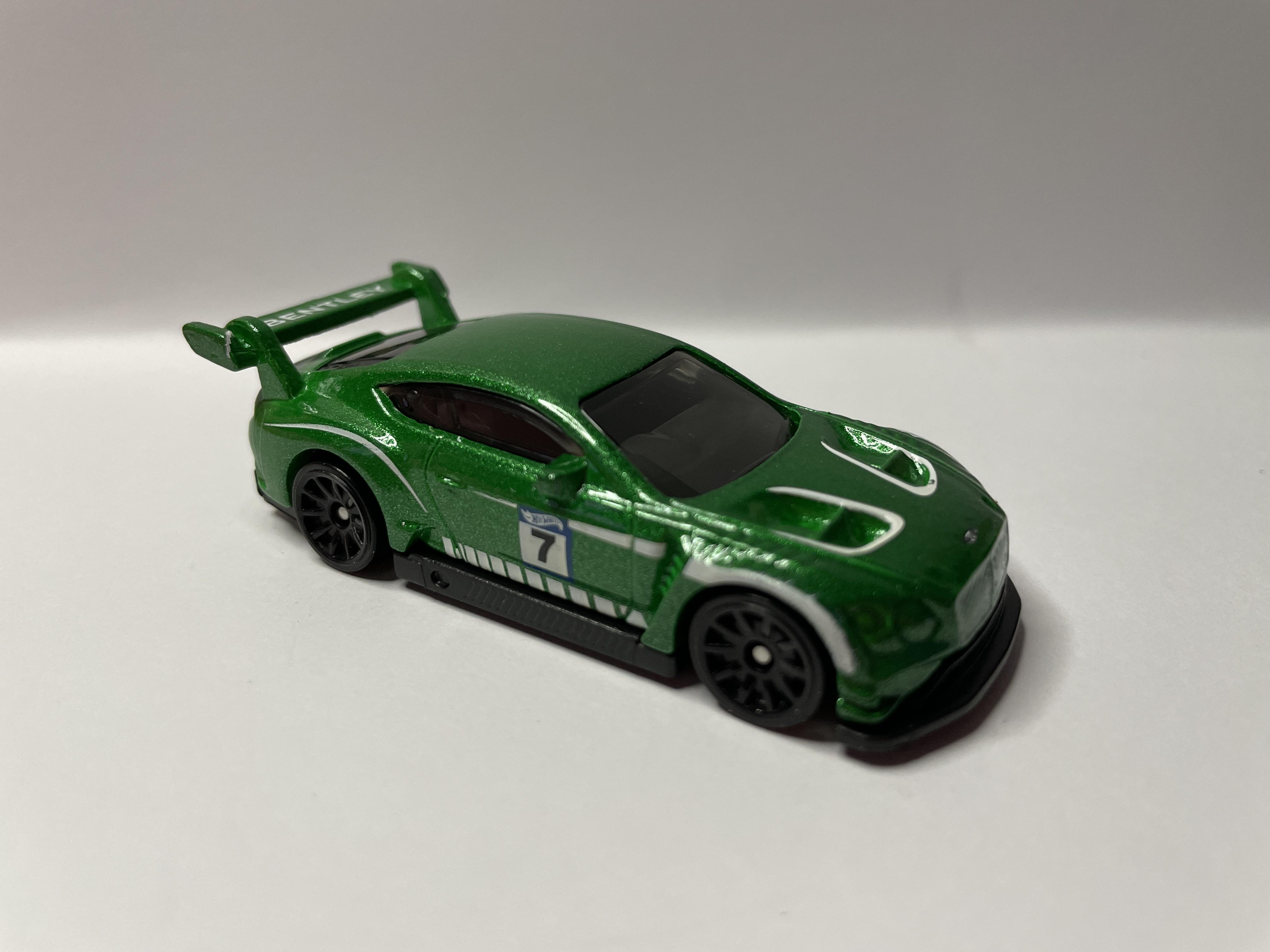 2018 Bentley Continental GT3 - Hot Wheels