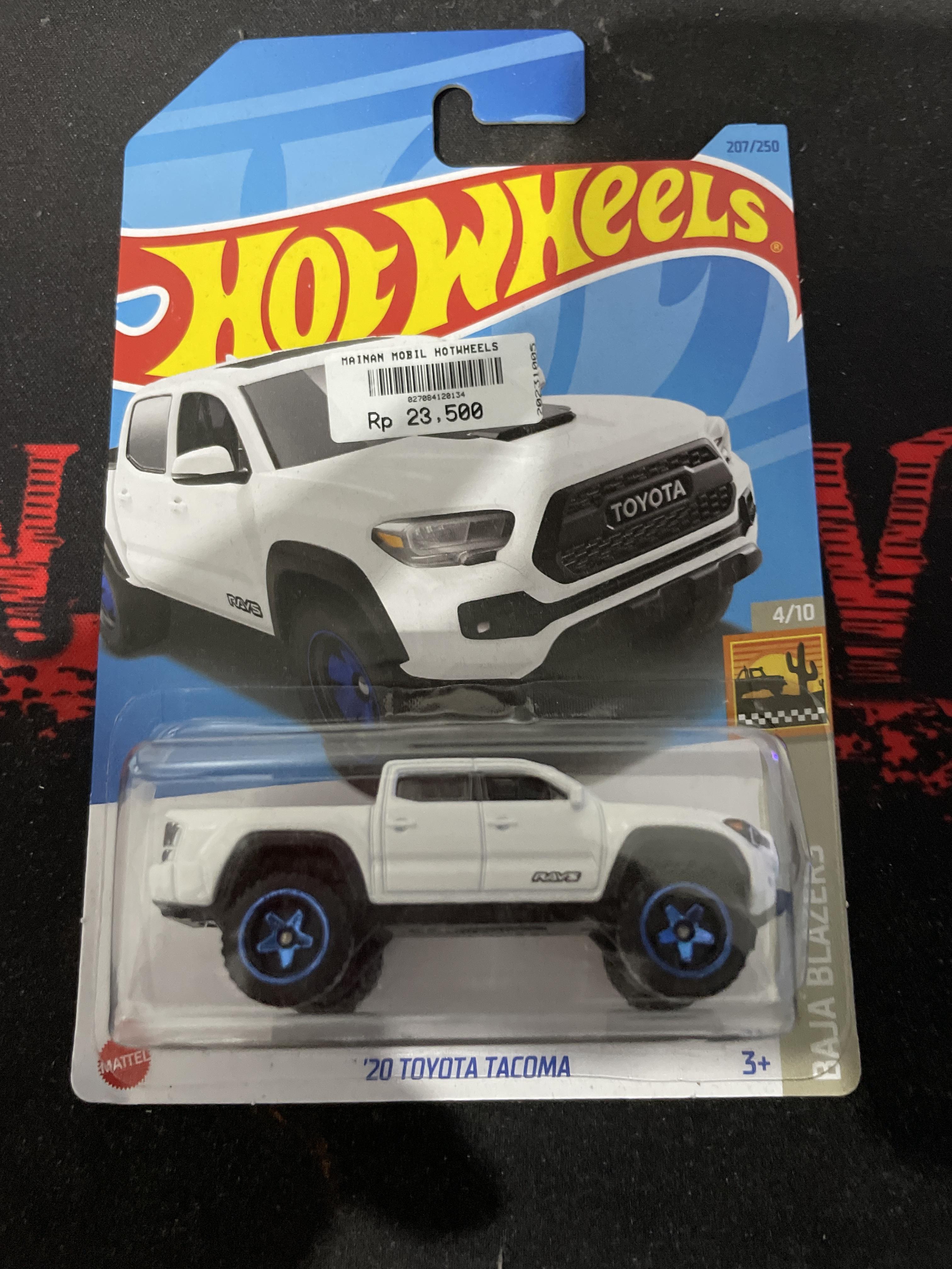 20 Toyota Tacoma - Hot Wheels