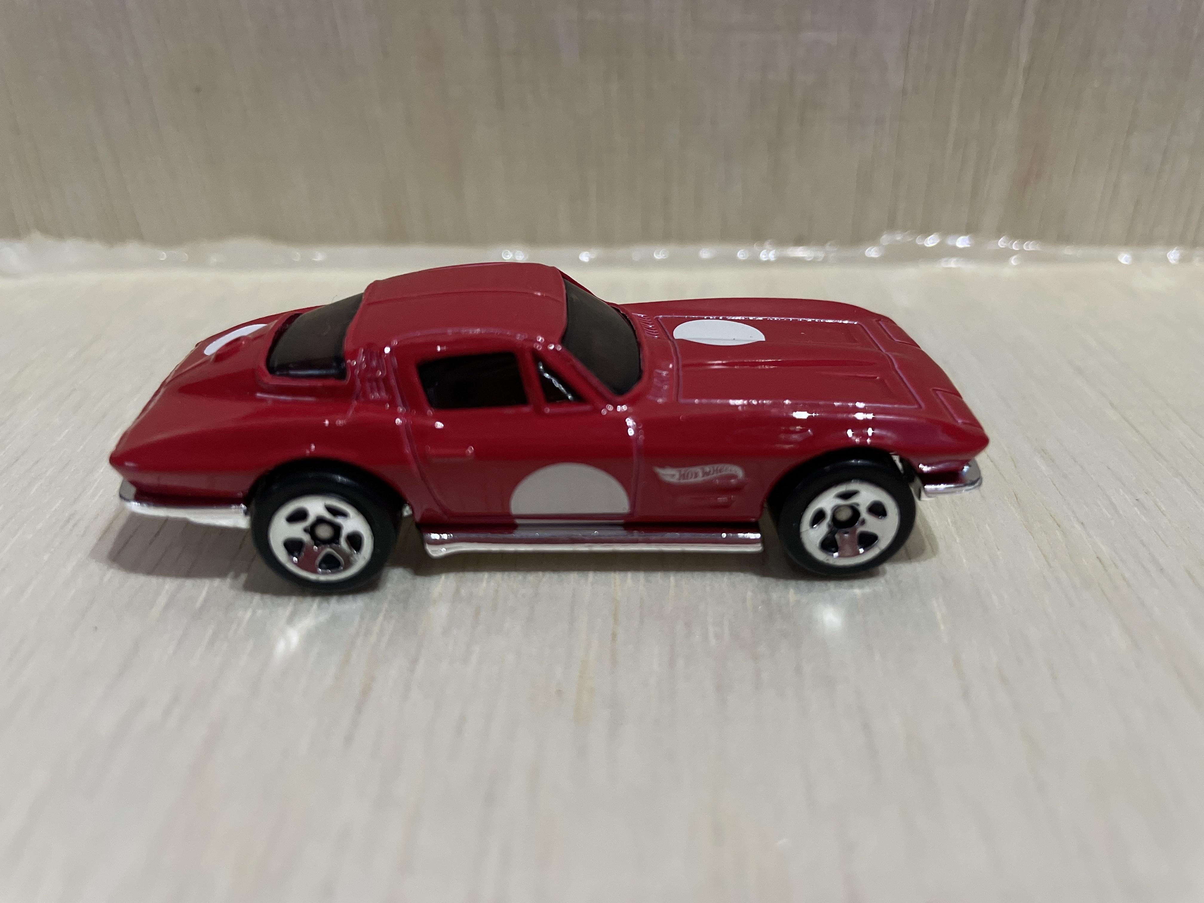 64 Corvete Sting Ray - Hot Wheels