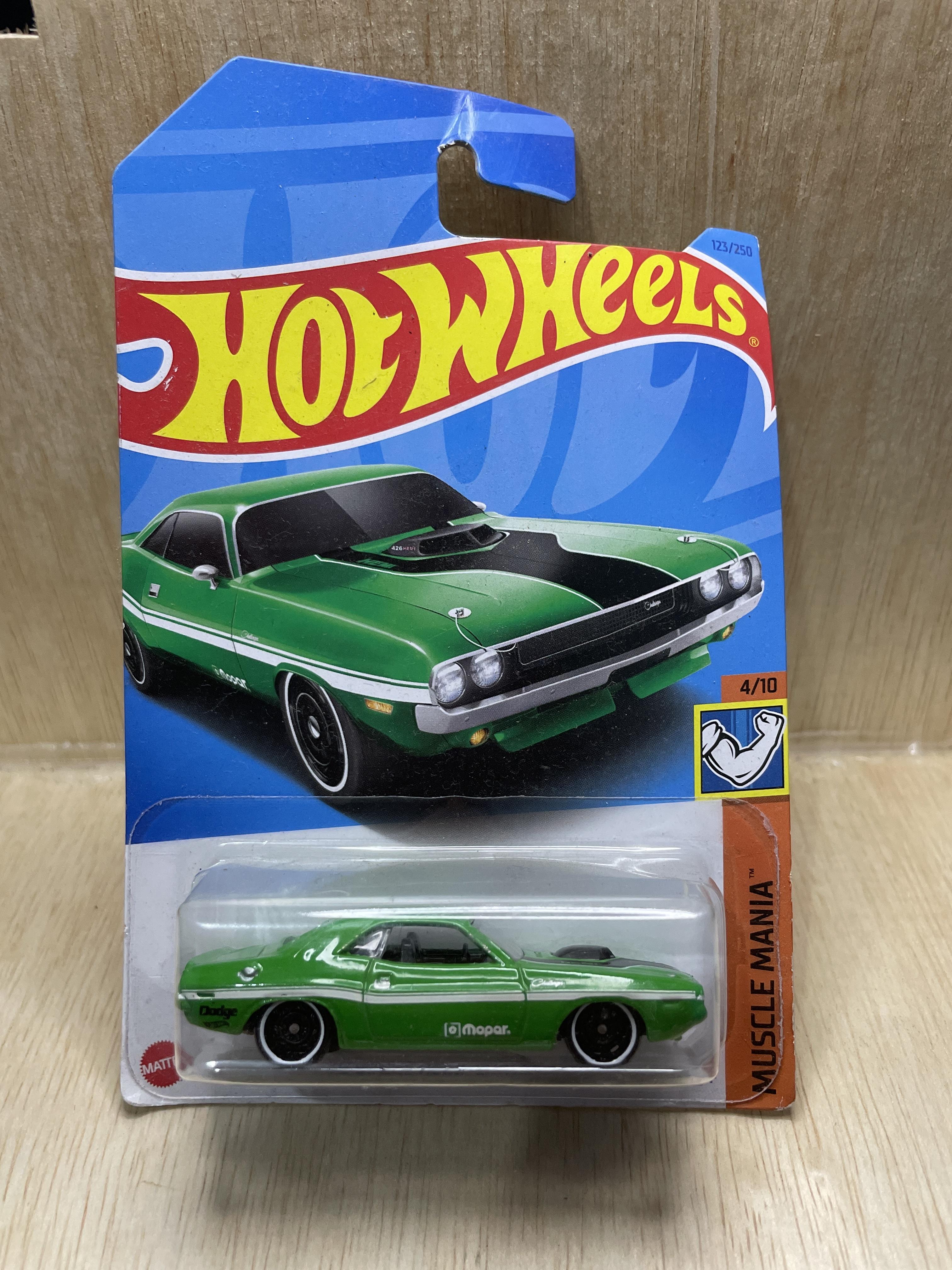 70 Dodge Hemi Challenger - Hot Wheels