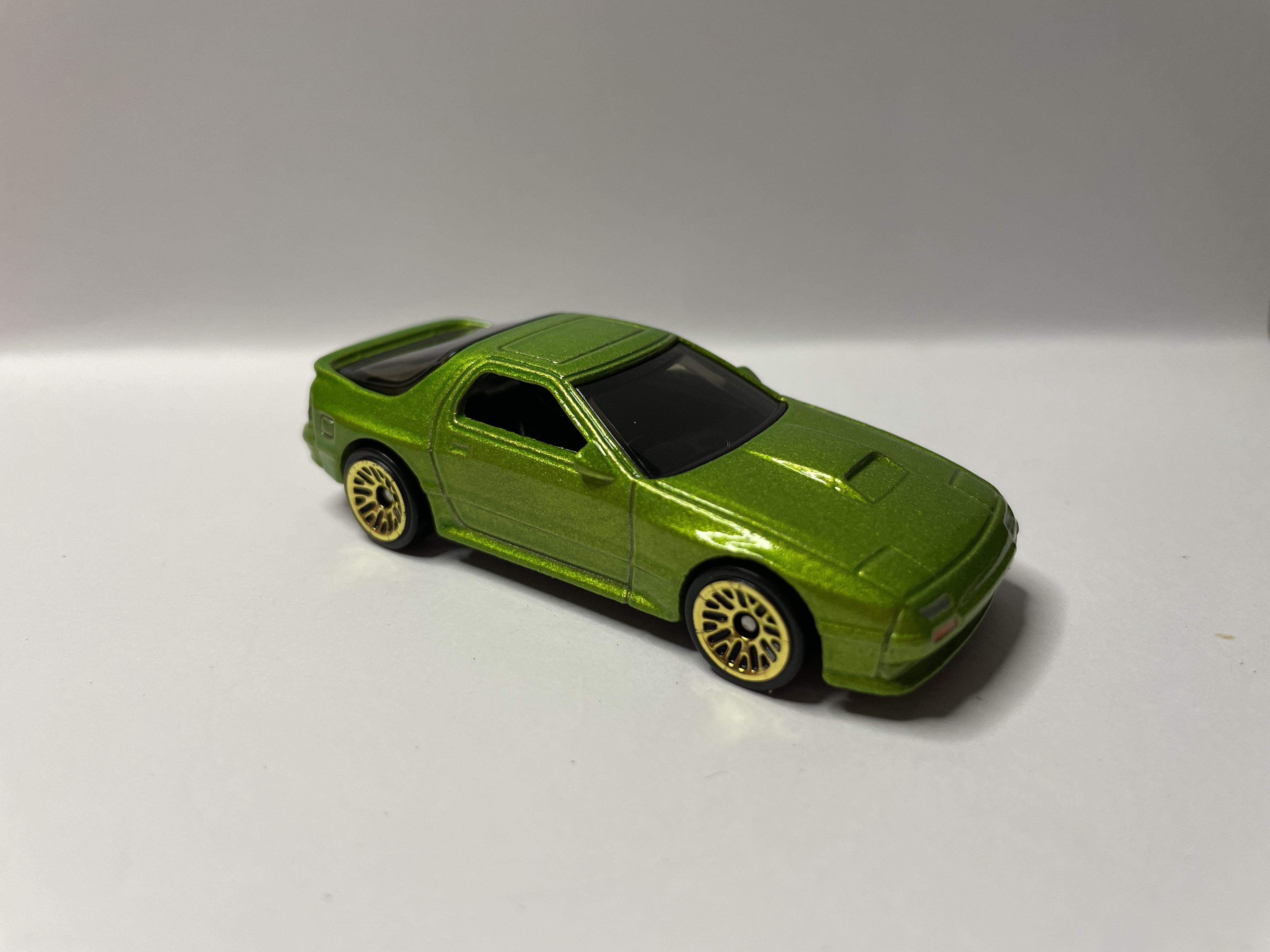 89 Mazda Savanna RX-7 FC35 Hijau - Hot Wheels