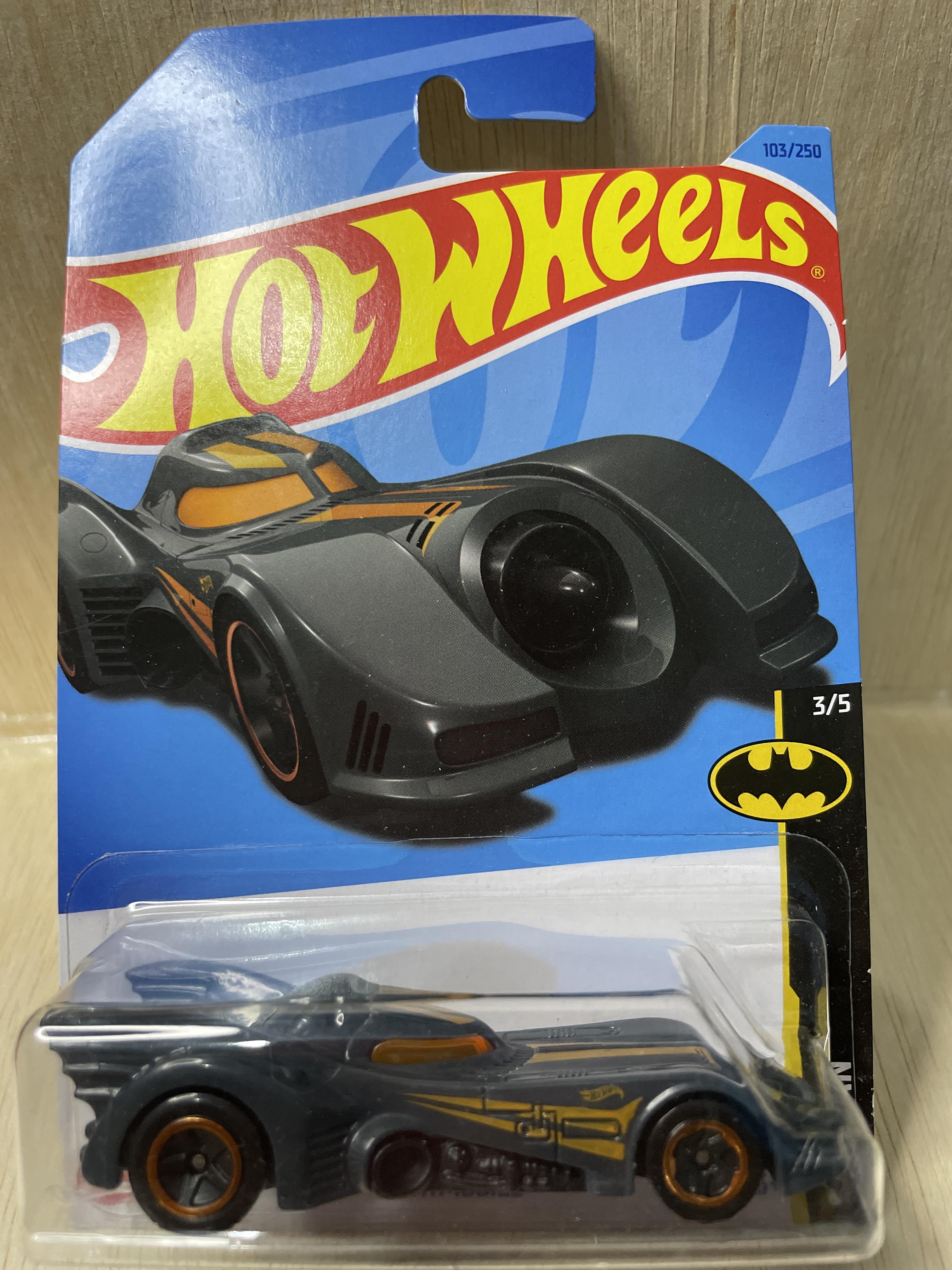 Batmobile - Hot Wheels