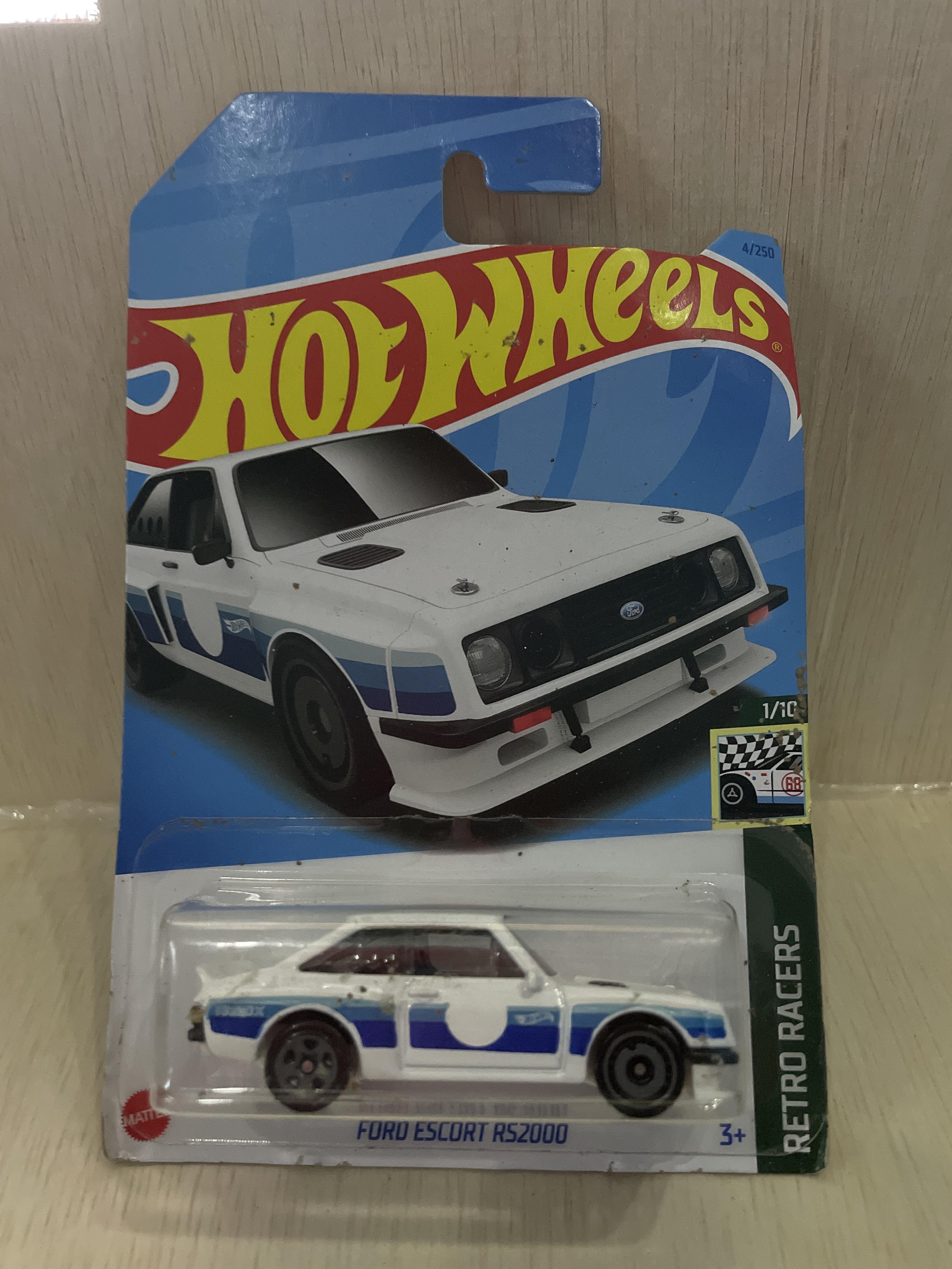 Ford Escord RS2000 - Hot Wheels