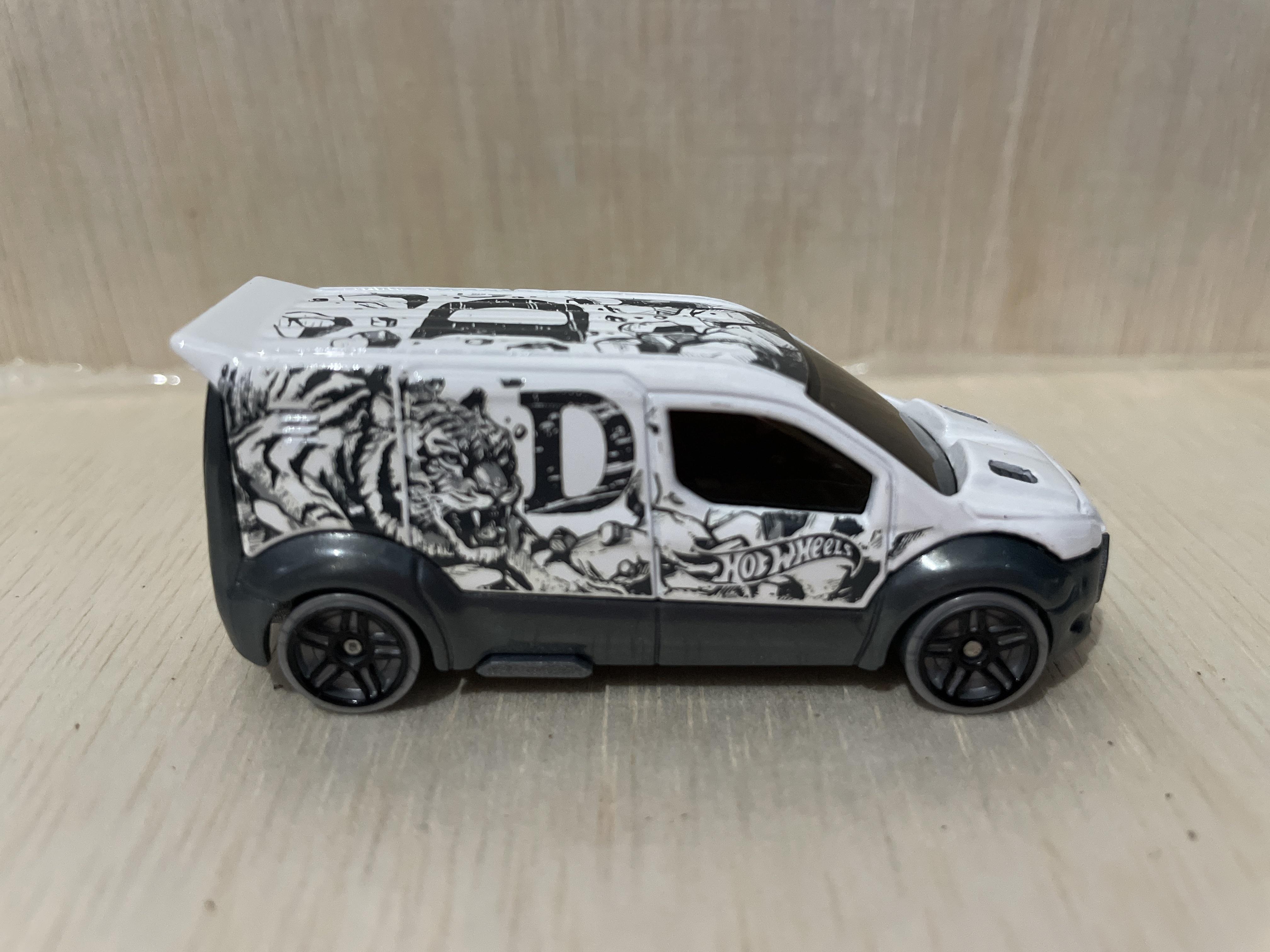 Hotwheels Ford Transit Connect - Hot Wheels