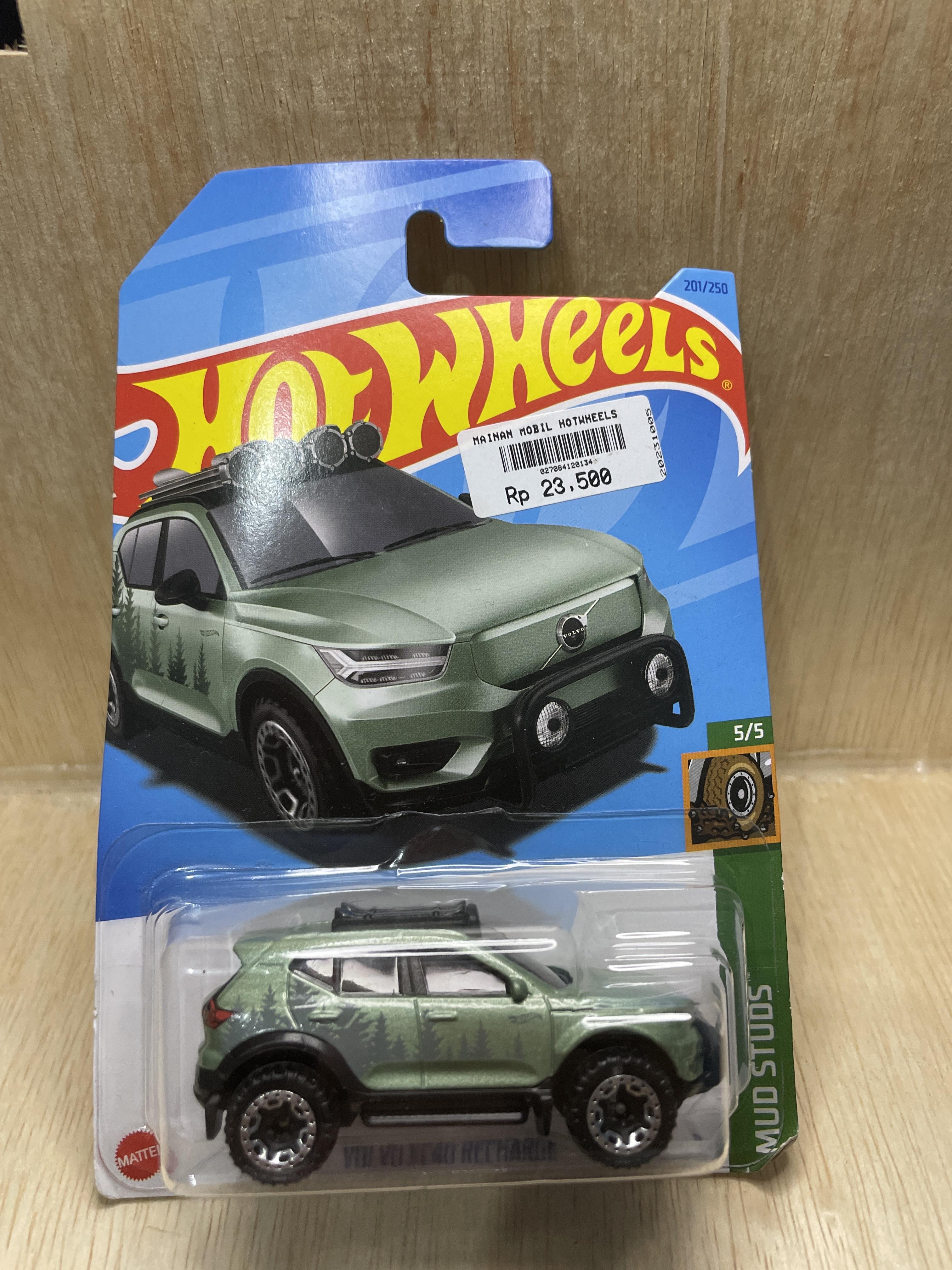 Volvo XC40 Recharge - Hot Wheels